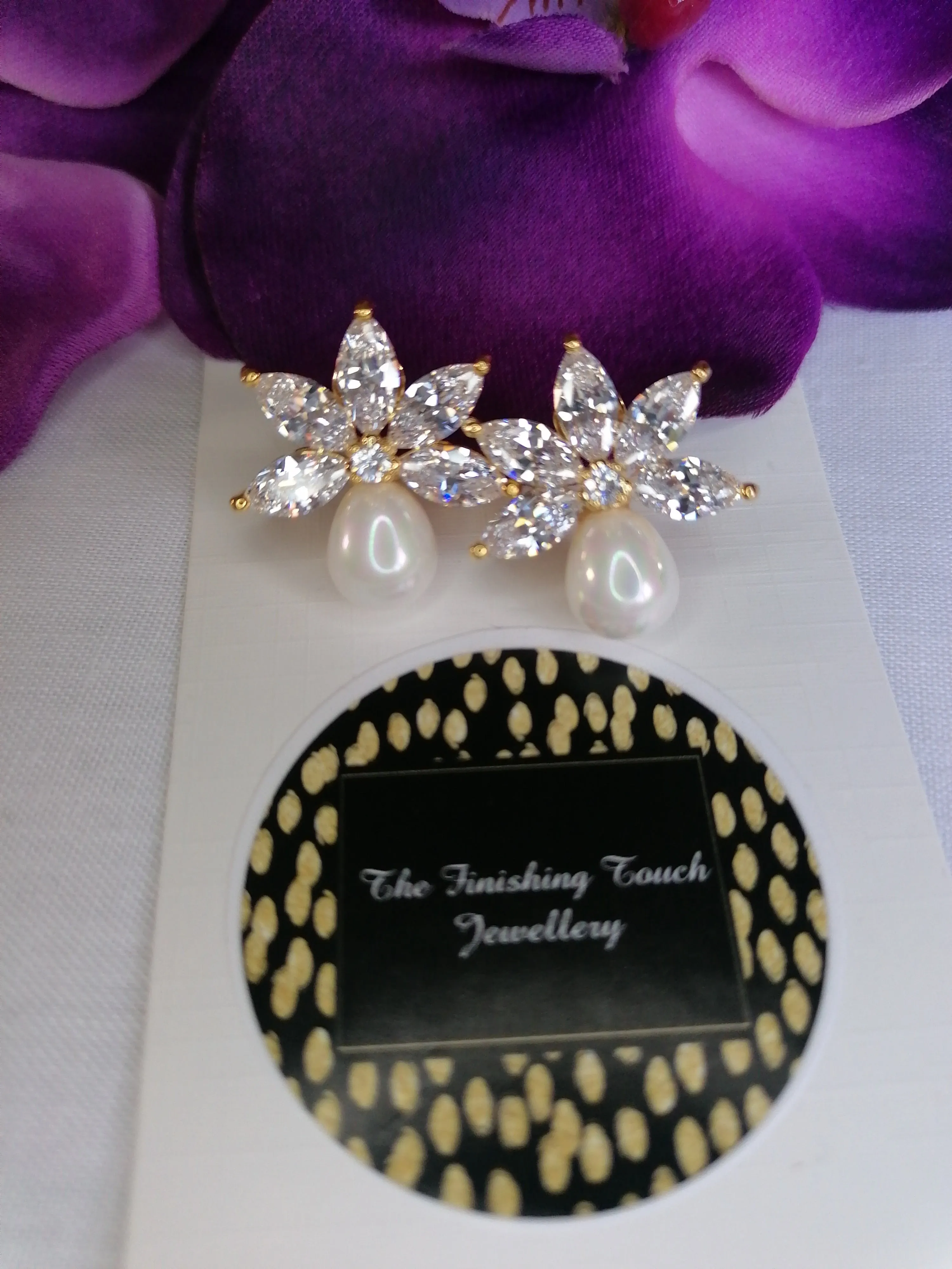 Alara Earrings Gold