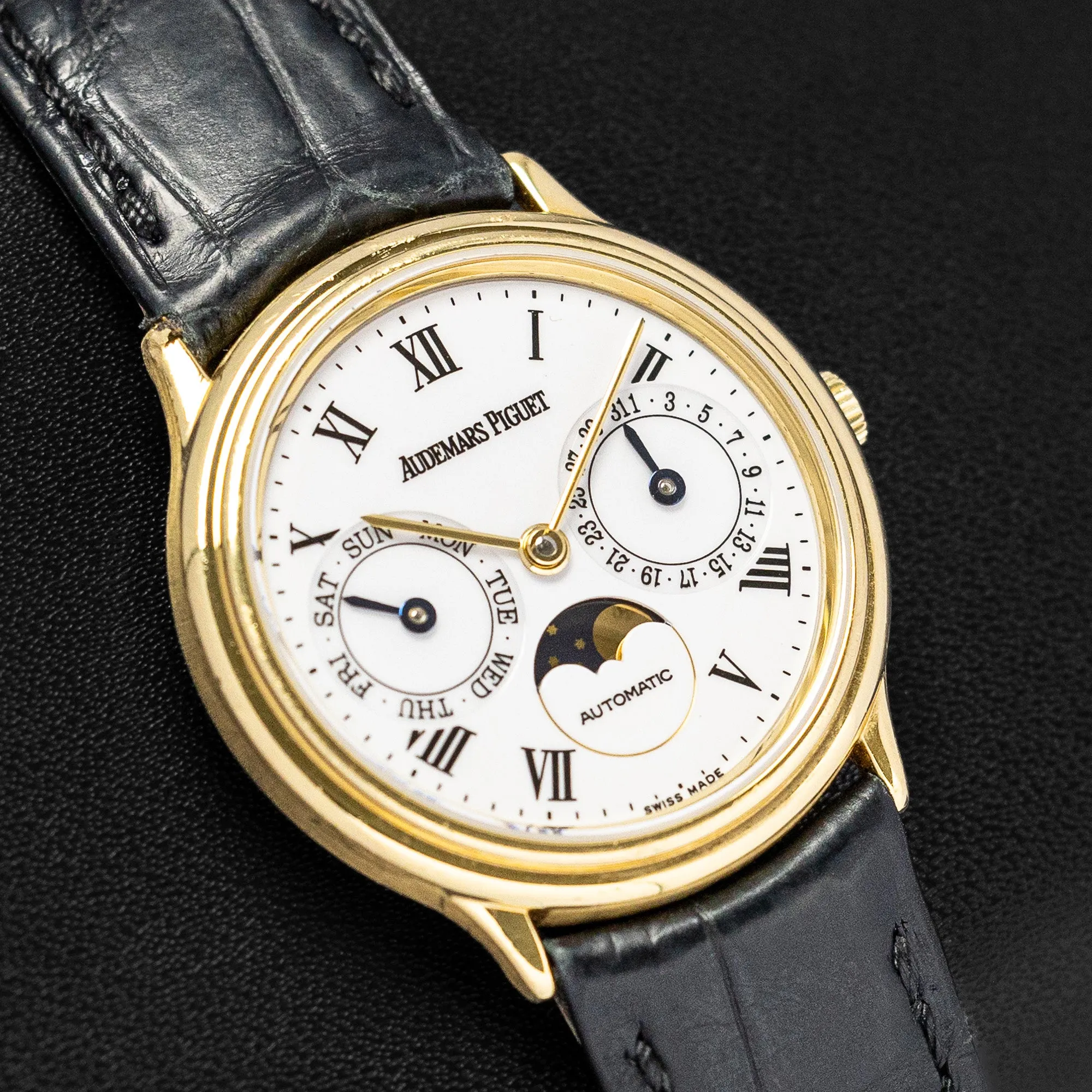 Audemars Piguet Day Date Moonphase 25589BA.PP.A002XX01
