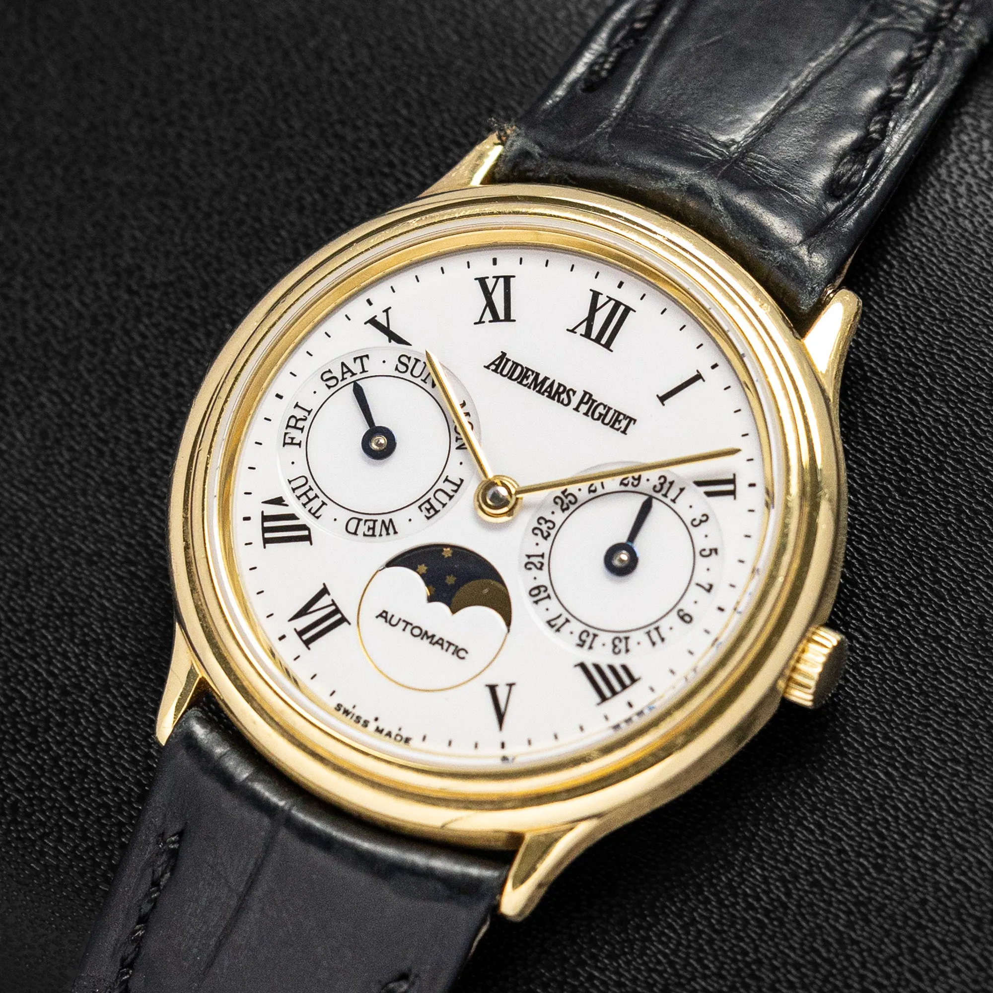 Audemars Piguet Day Date Moonphase 25589BA.PP.A002XX01