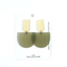 Bailey - Matte Resin w/Matte Gold Bar Studs Earrings