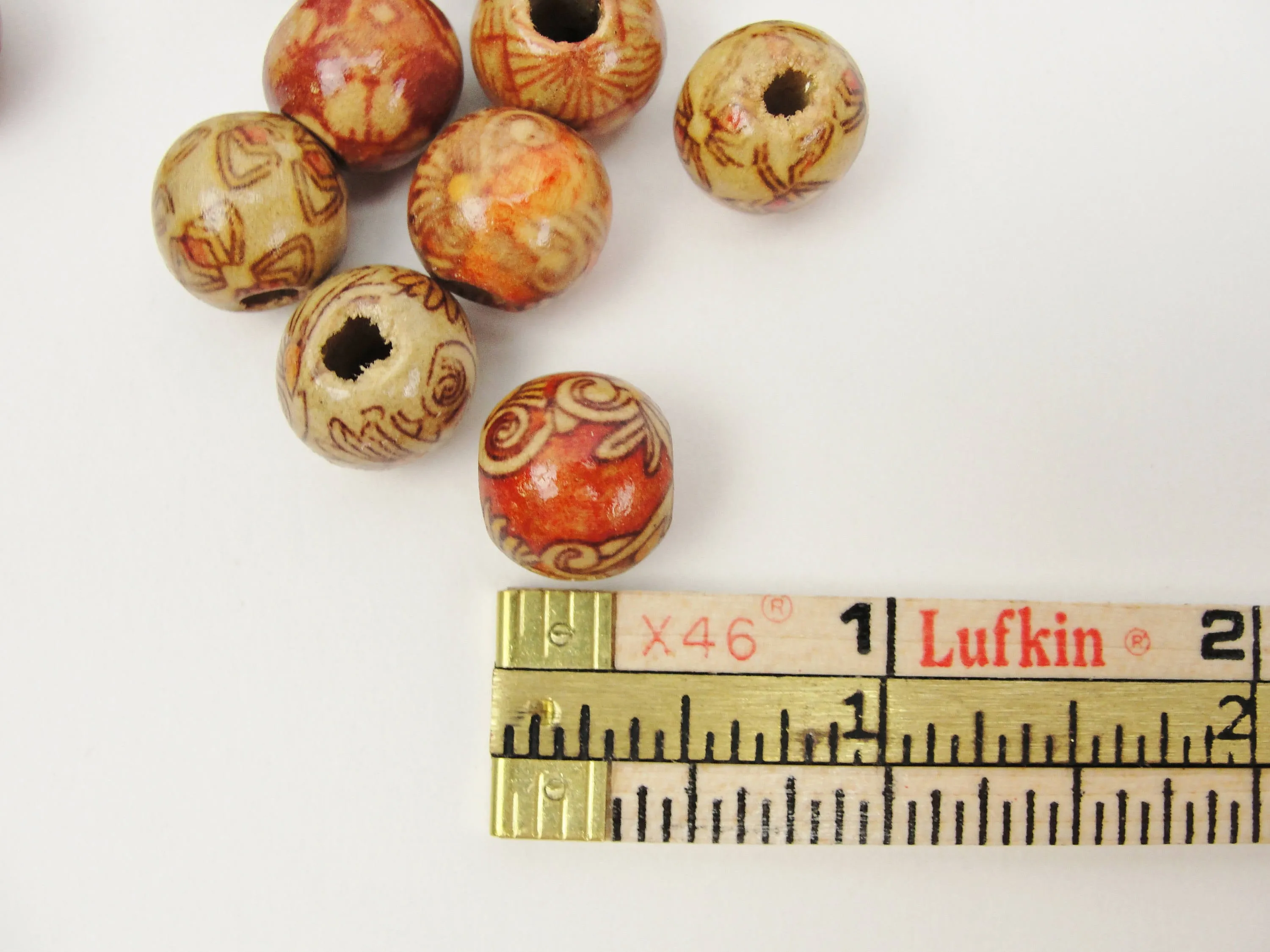 Barrel printed bead 12mm set of 20