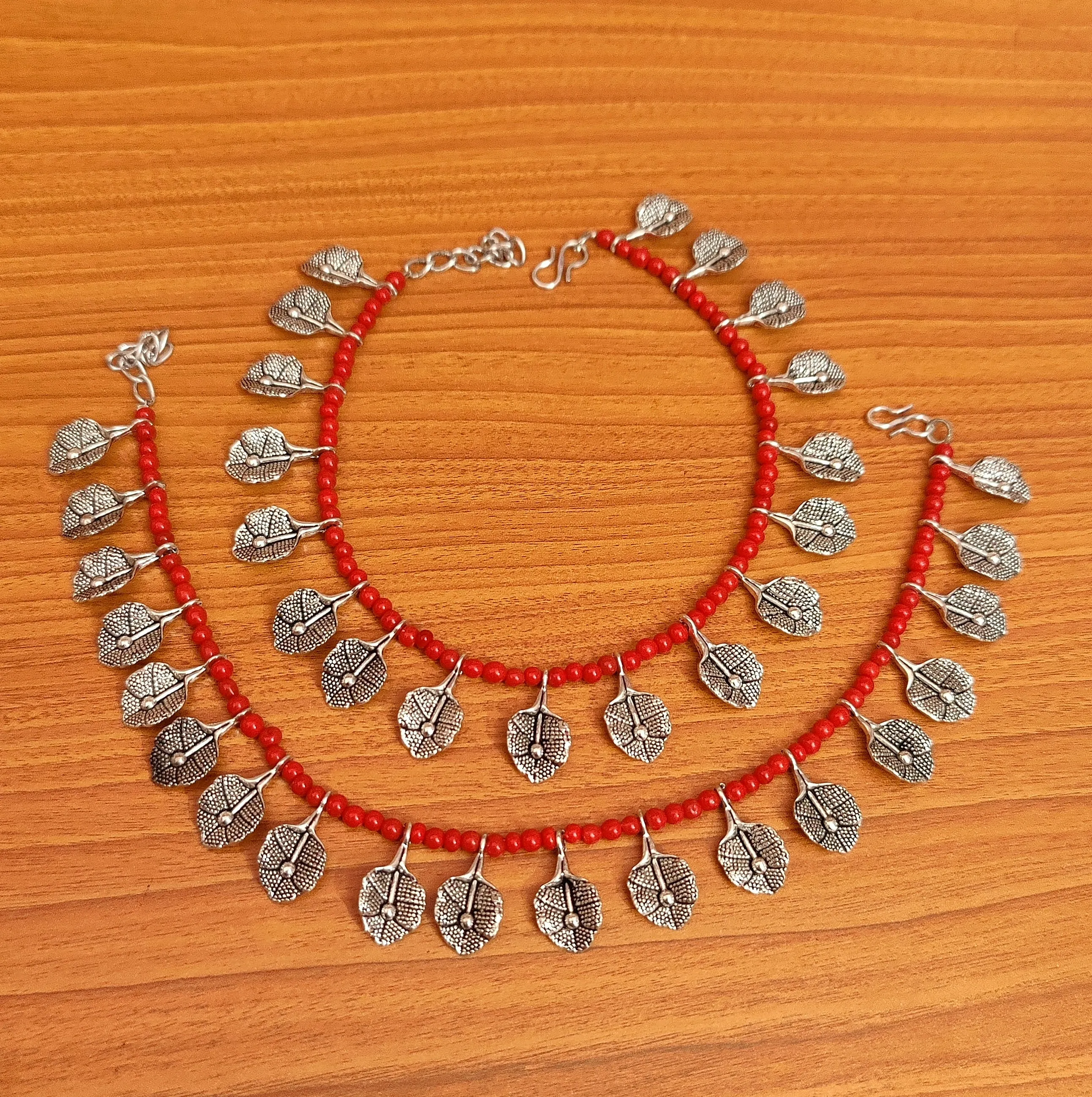 CORAL BEADS OXIDISED FLOWER PATTERN ANKLETS
