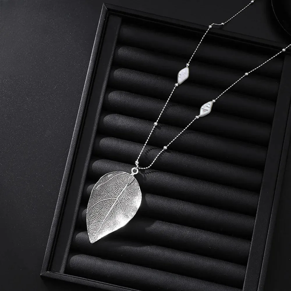 Fashion Jewelry Necklace Long Chain Special Hollow Out Leaf Charm Design Pendant Necklaces