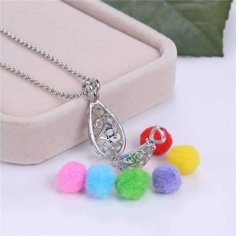 Filigree Aromatherapy Scent Diffuser Locket Necklace