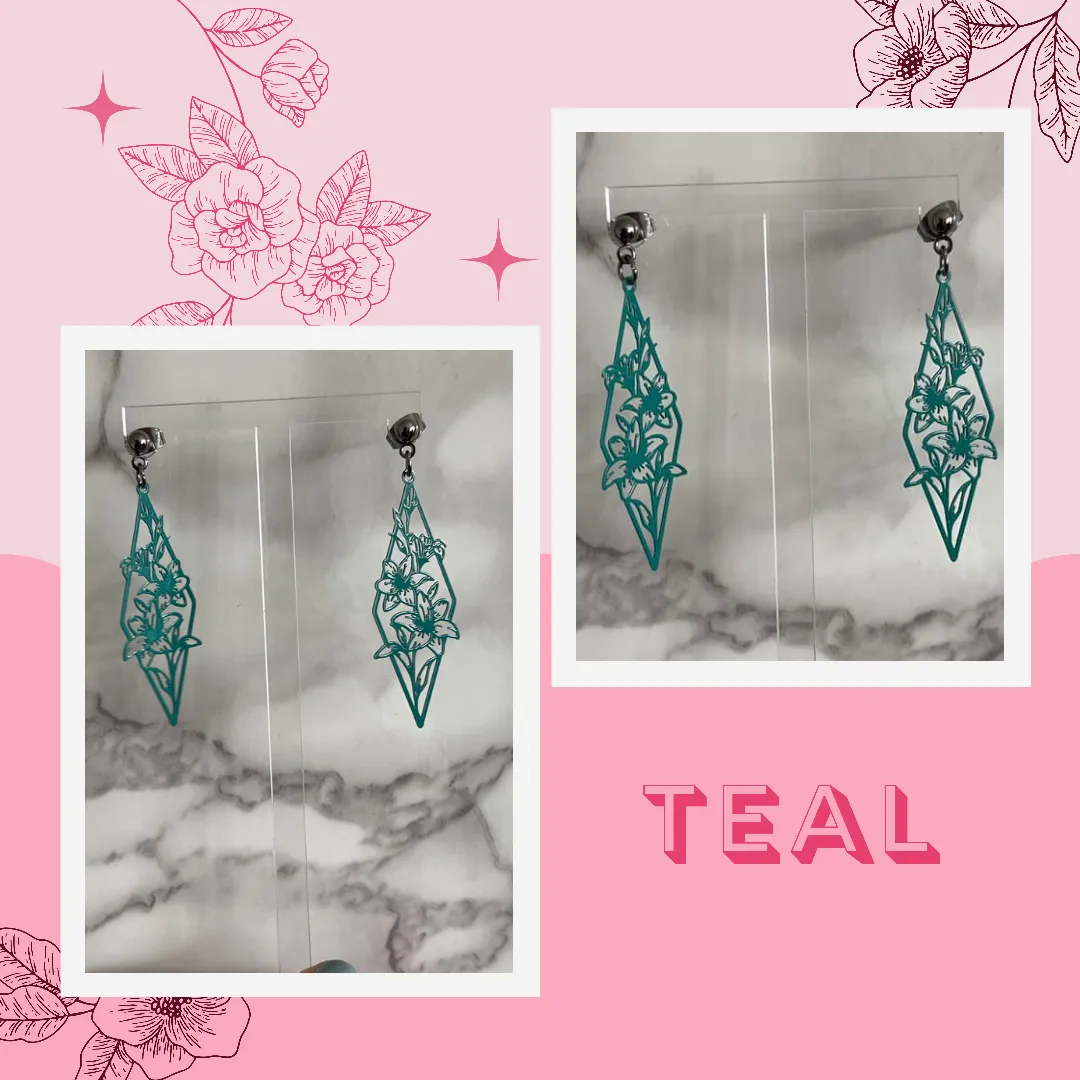 Geometric Floral Huggie Hoop Earrings