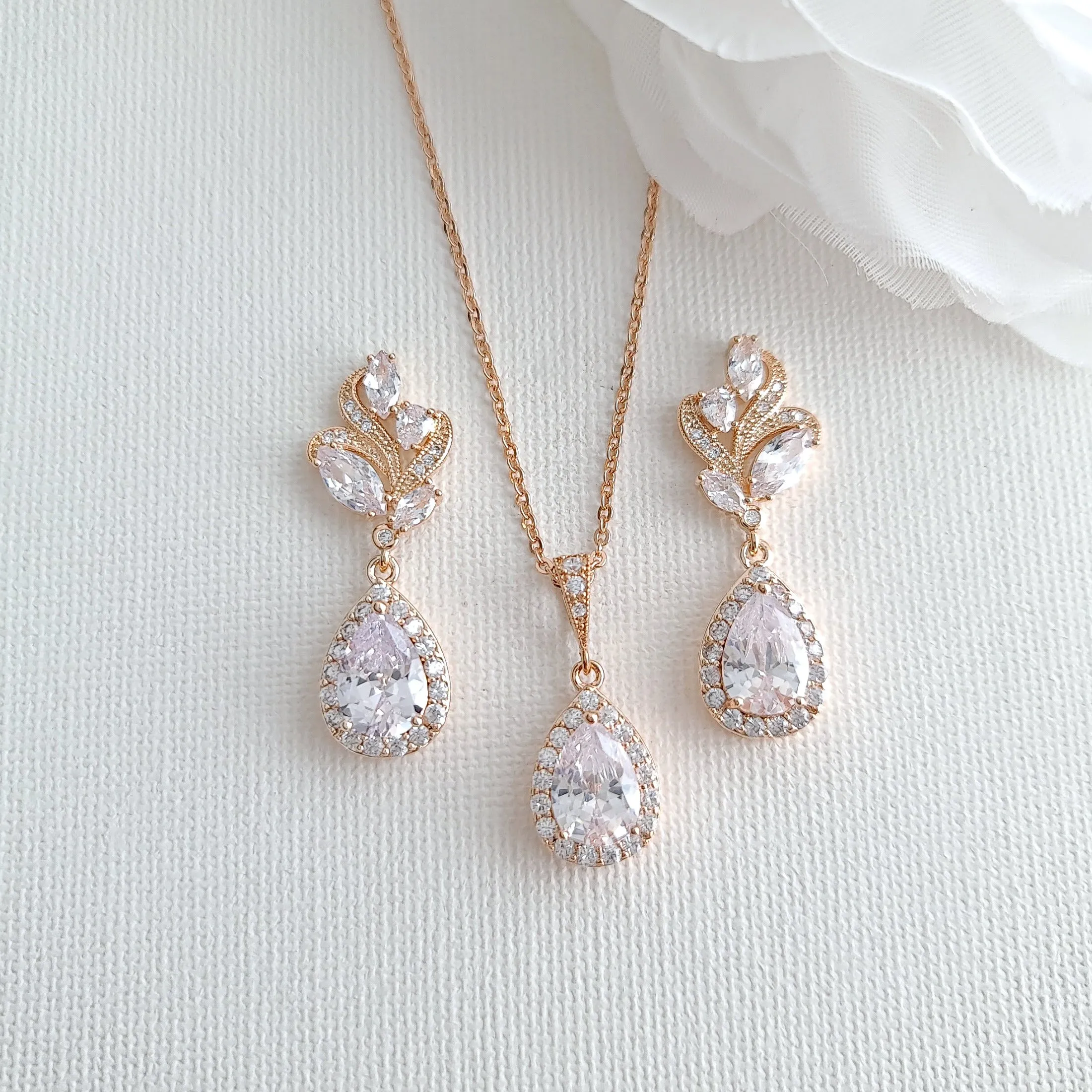 Gold Earrings and Necklace Set For Wedding-Wavy