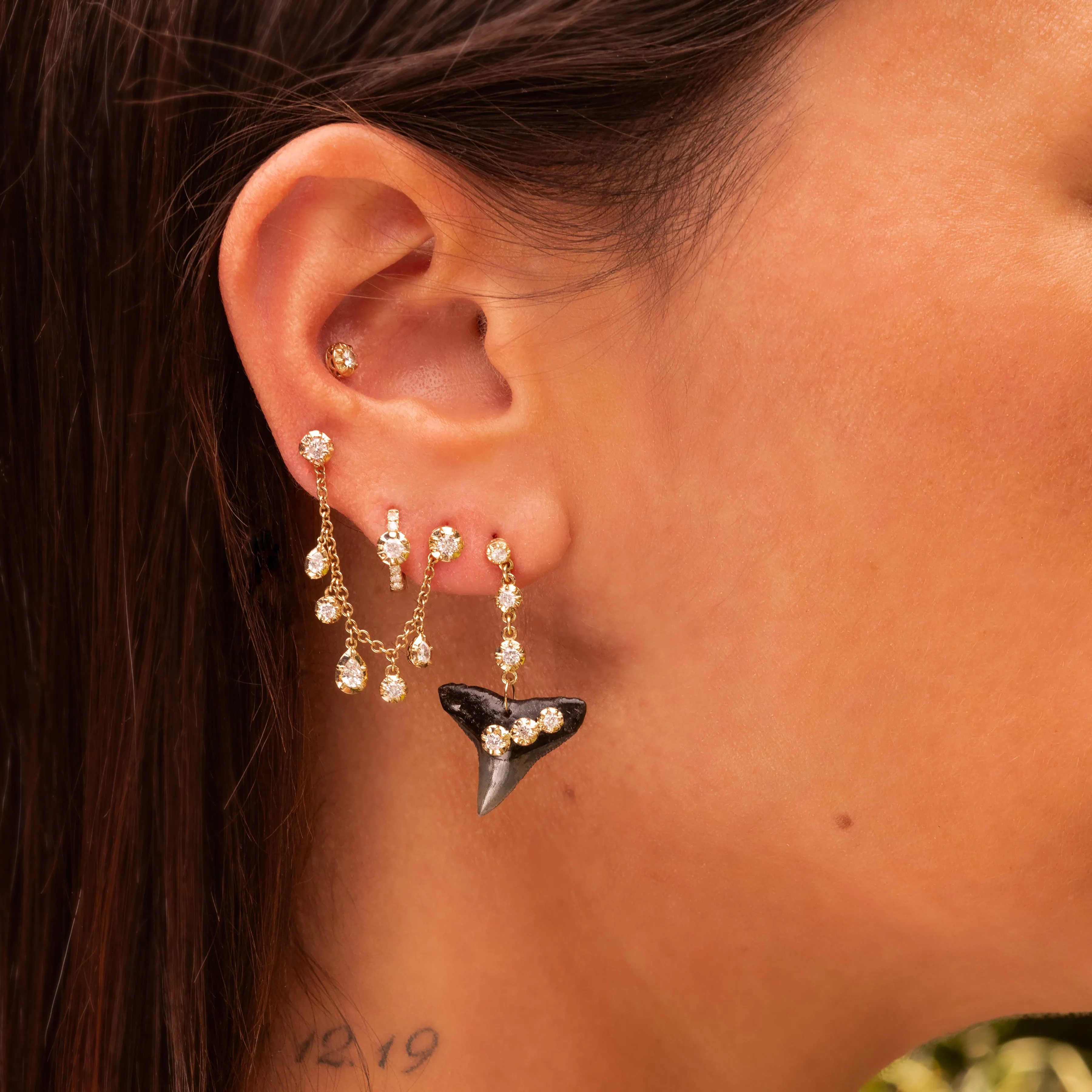 GRADUATED ROUND   TEARDROP SOPHIA DIAMOND EARRING CHAIN