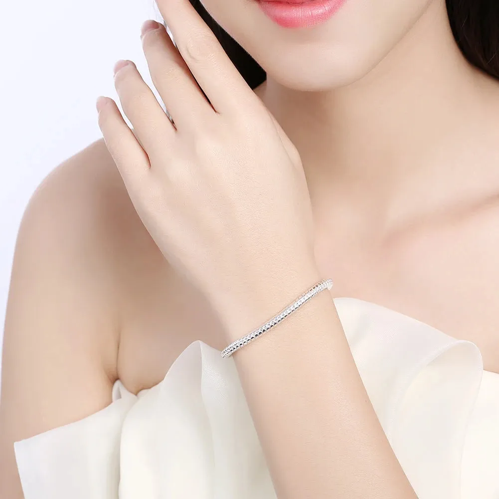 Hot new 925 Sterling Silver Bracelets for women men 4MM snake bone chain Wedding party Gifts high quality Fashion Jewelry
