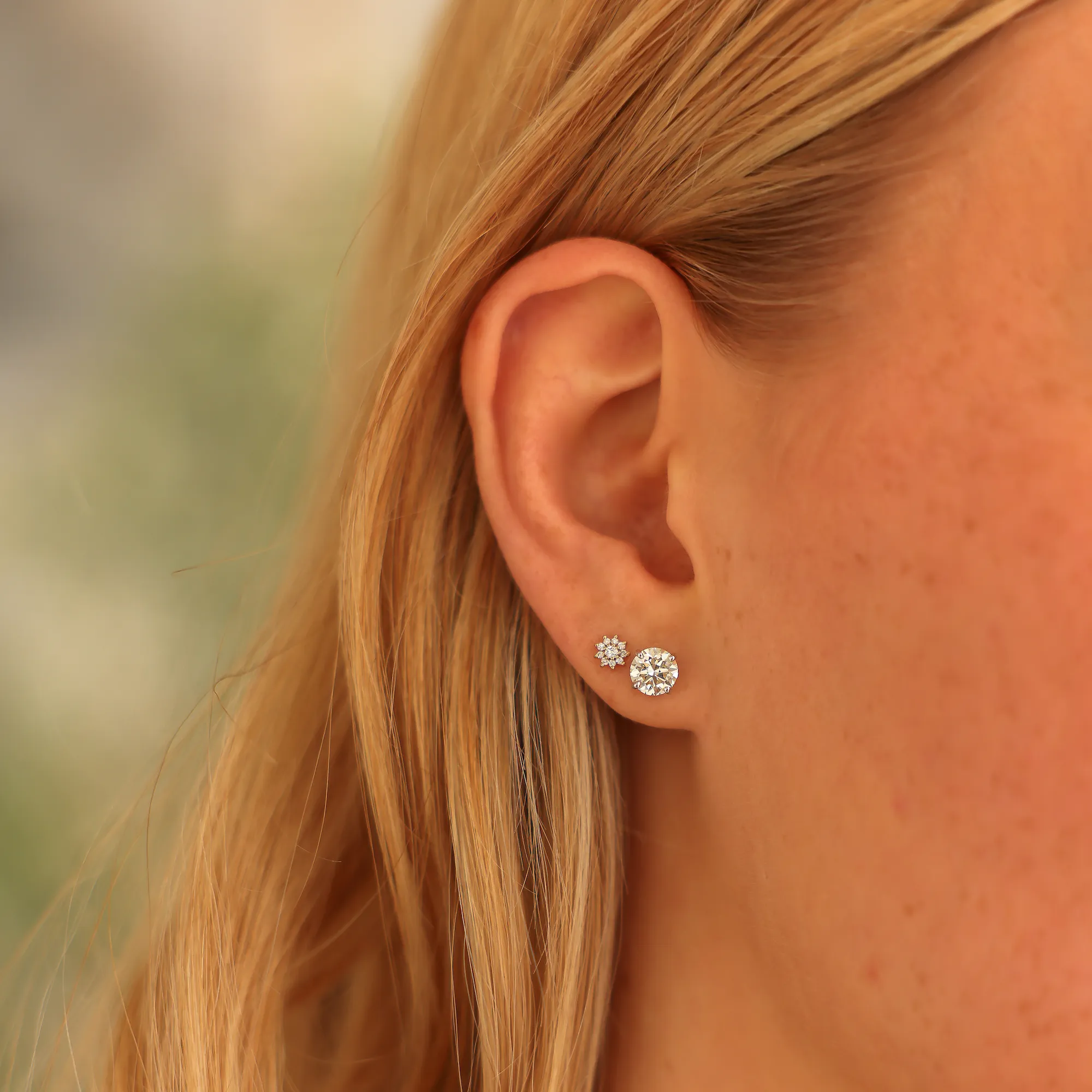 Jennifer Yamina Single Pointed Flower Stud