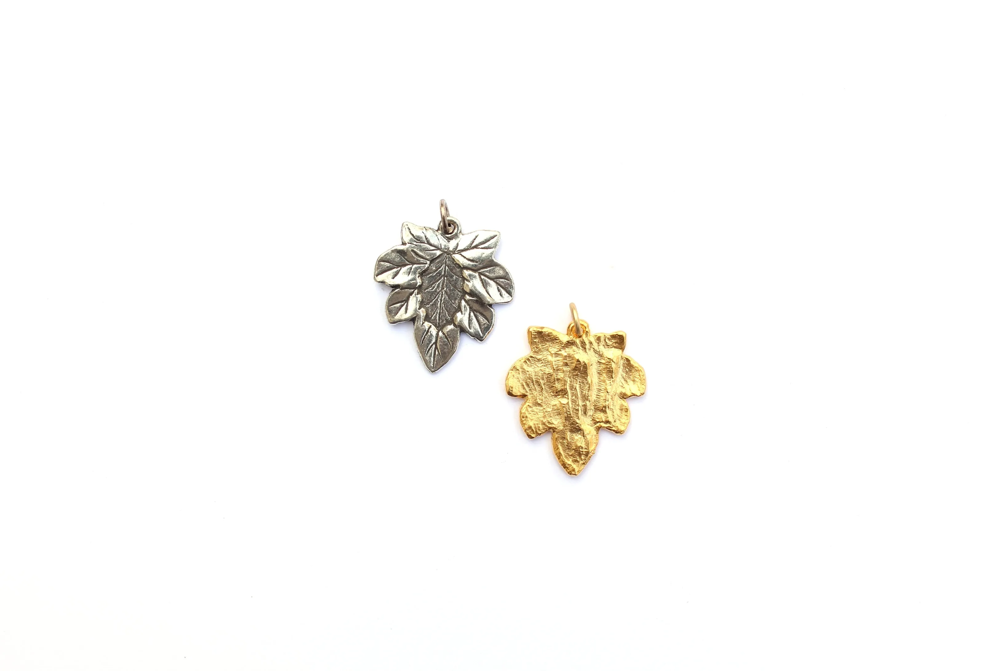 Maple Leaf Pendant in Britannium – Nature's Elegance in Jewelry Form