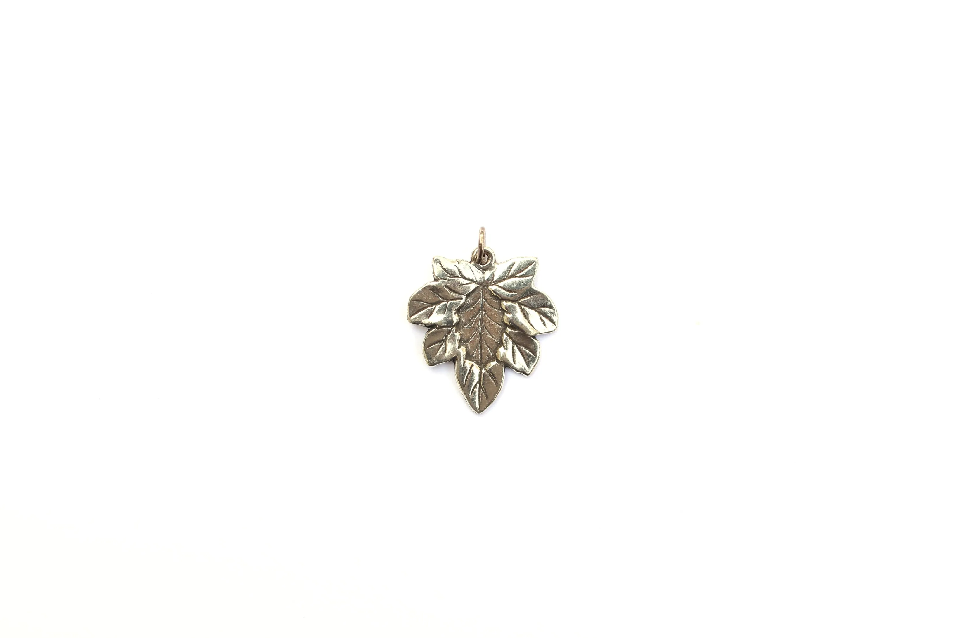 Maple Leaf Pendant in Britannium – Nature's Elegance in Jewelry Form