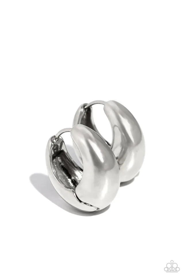 Paparazzi Earring ~ Boss BEVEL - Silver