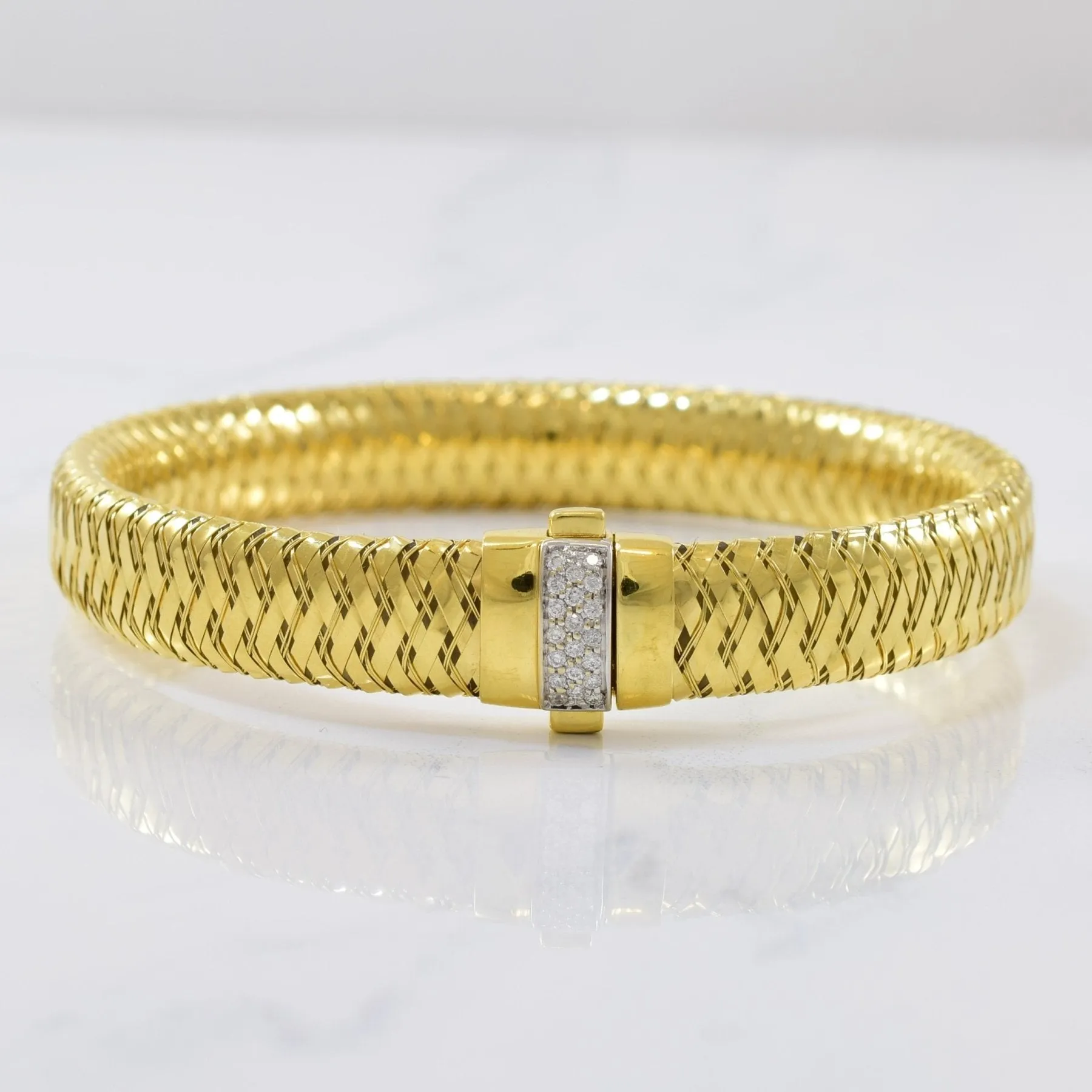 'Roberto Coin' Flexible Bangle With Diamonds | 0.10ctw | 7.5" |