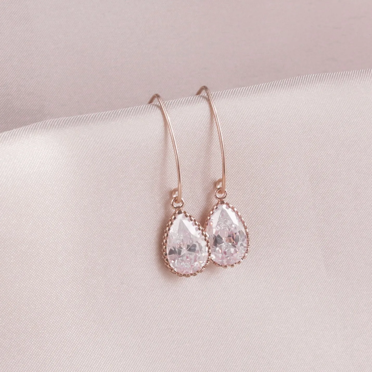 Rose Gold Crystal Dangle Earrings & Necklace Set
