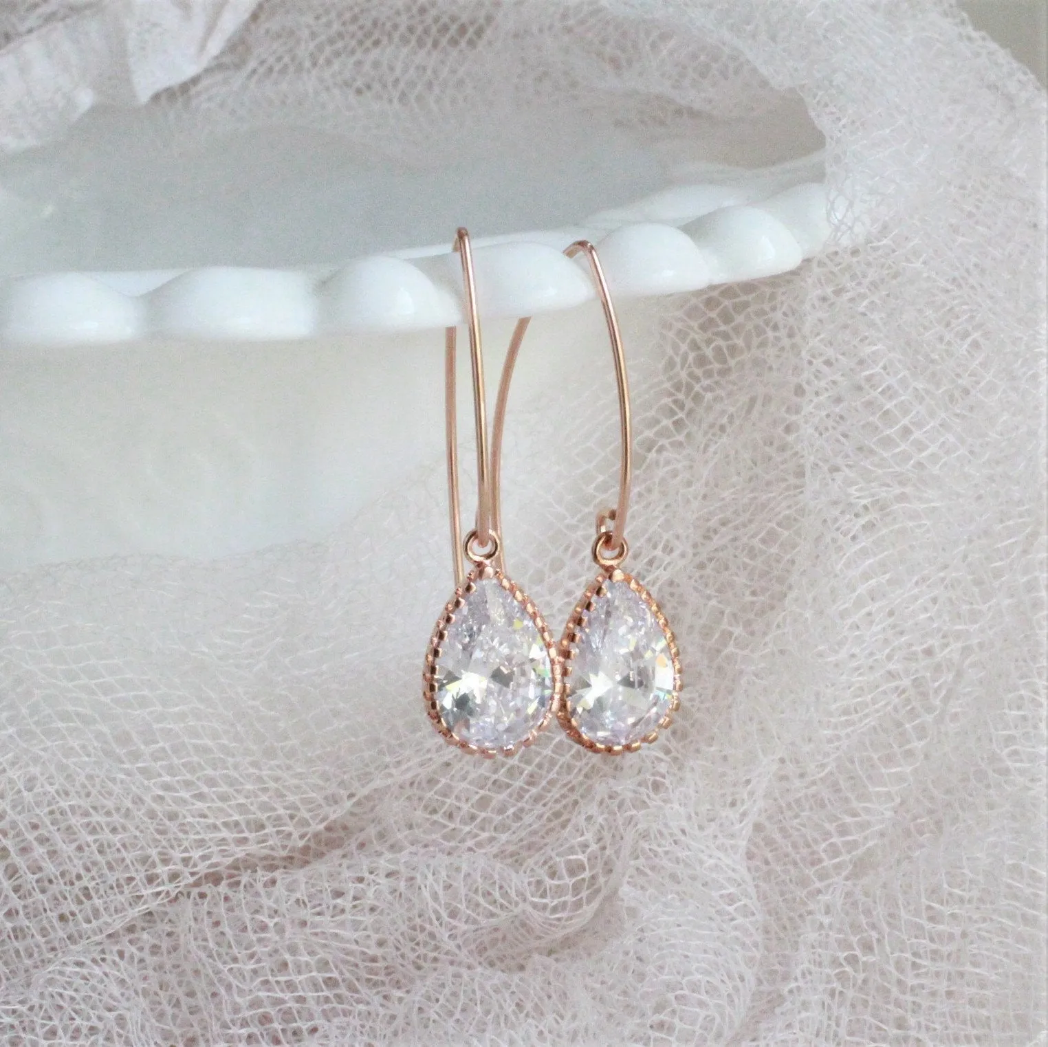 Rose Gold Crystal Dangle Earrings & Necklace Set